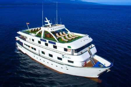 Solaris yacht at the galapagos islands