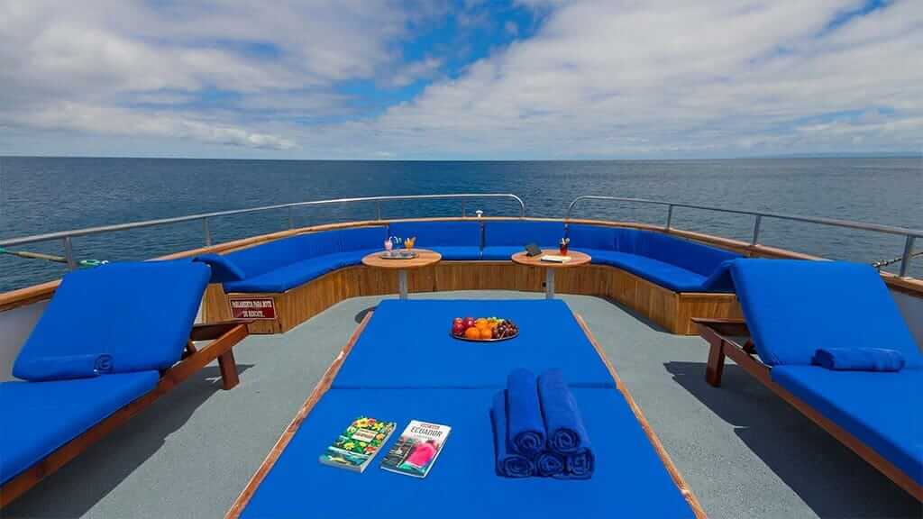 Beluga yacht Galapagos cruise - panoramic sun deck with comfy loungers
