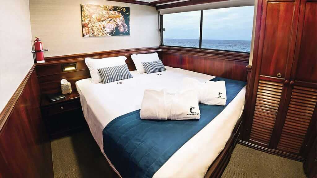 Galapagos Sky Yacht Liveaboard Tauchkreuzfahrt - Gästekabine mit Doppelbett
