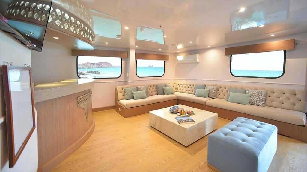 Seaman Journey Galapagos cruise - indoor lounge area
