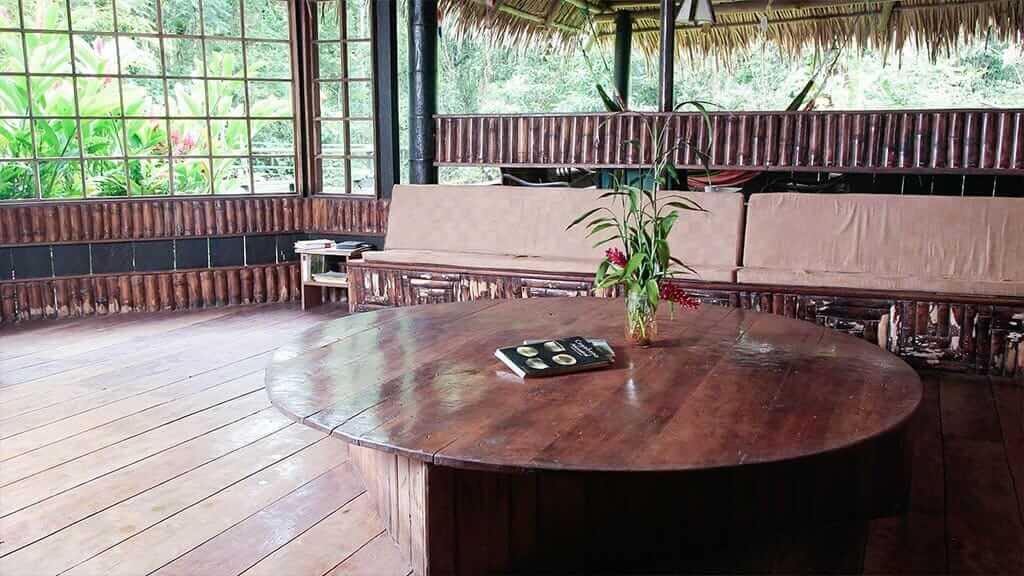 Tapir Lodge Ecuador - lounge en sociale ruimte voor gasten