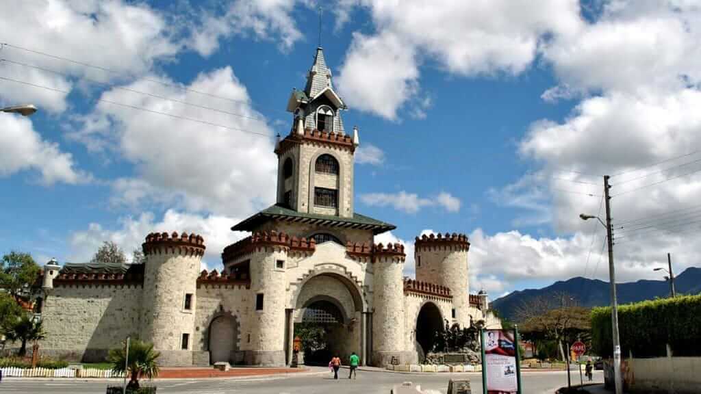 loja city gates shaped like a fairytale castle in ecuador