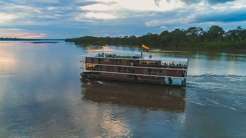 Manate Explorer Cruise in the amazon rainforest Ecuador
