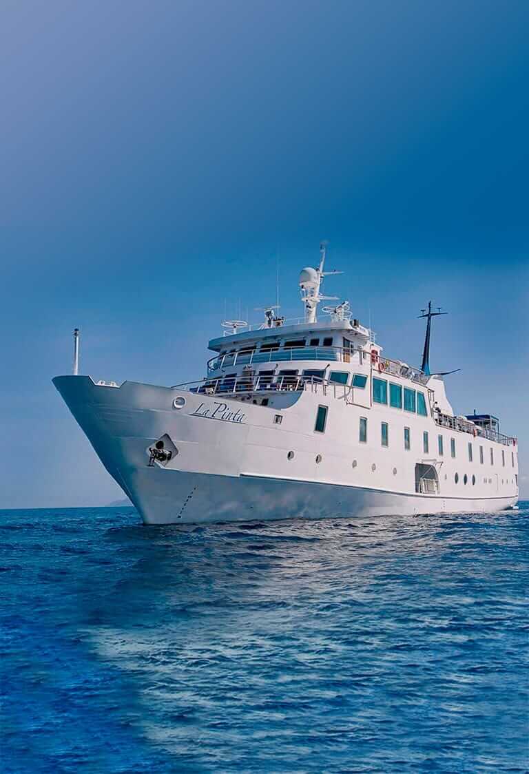 La Pinta Cruise Ship