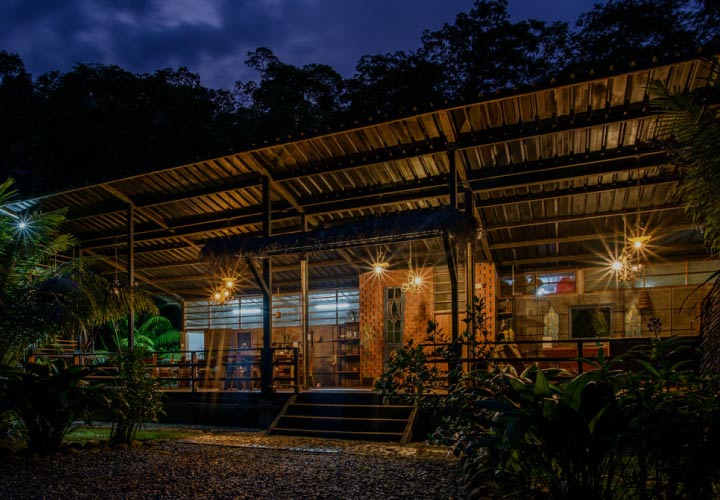 Ecuador Kuyana-Lodge-mobile-banner
