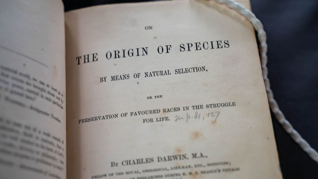 On-the-Origin-of-Species by charles darwin galapagos islands