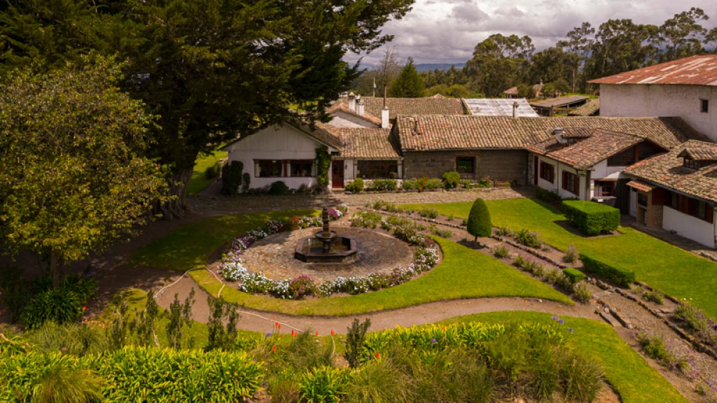 San-Agustin-de-Callo-Inca-Hacienda in ecuador