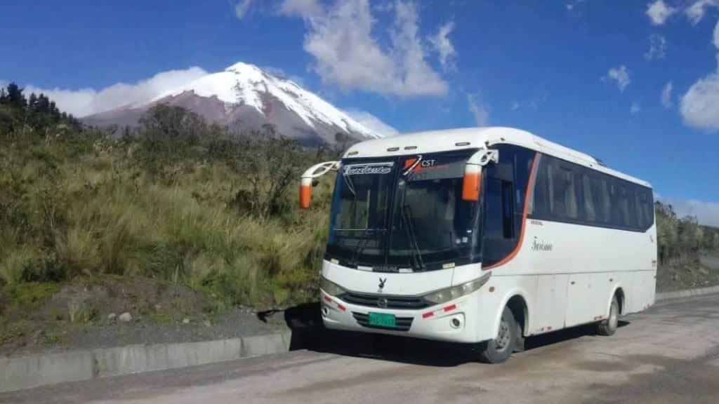 bus-from quito to-papallacta