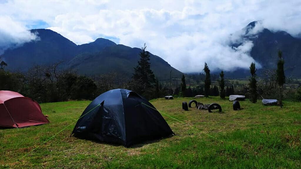 camping inside Pululahua crater