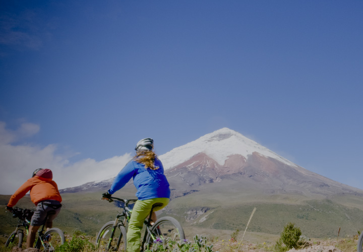 cotopaxi,-quilotoa,-&-baños-mobile-banner