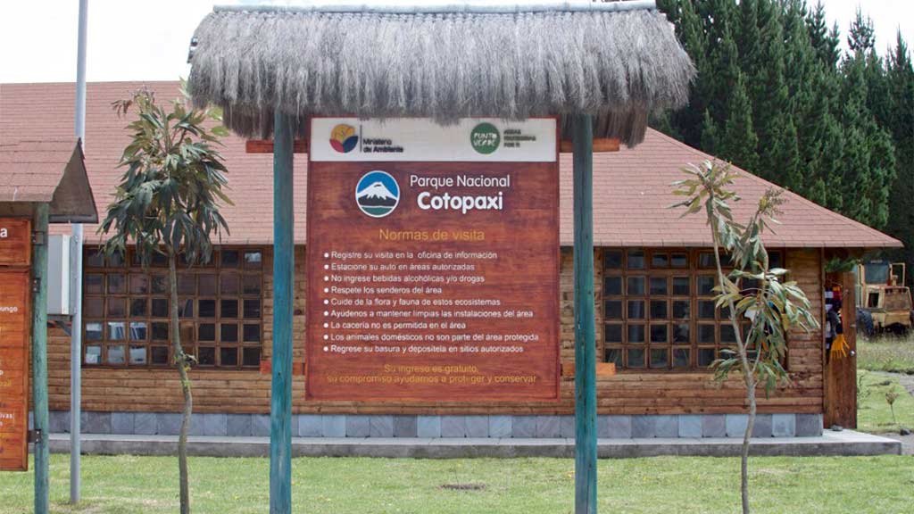 tourist treking cotopaxi volcano ecuador
