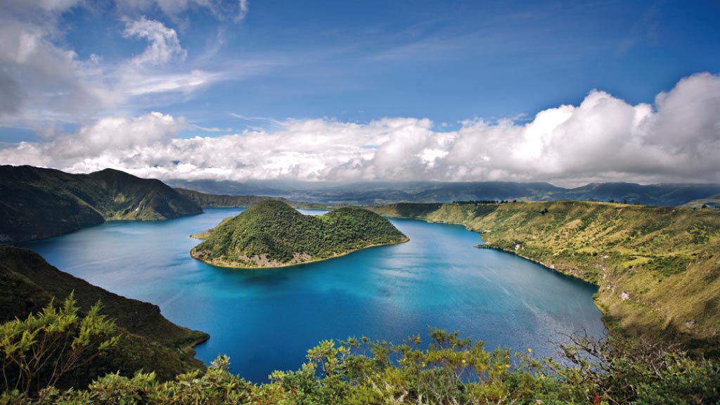 cuicocha-lake-otavalo-ecuador