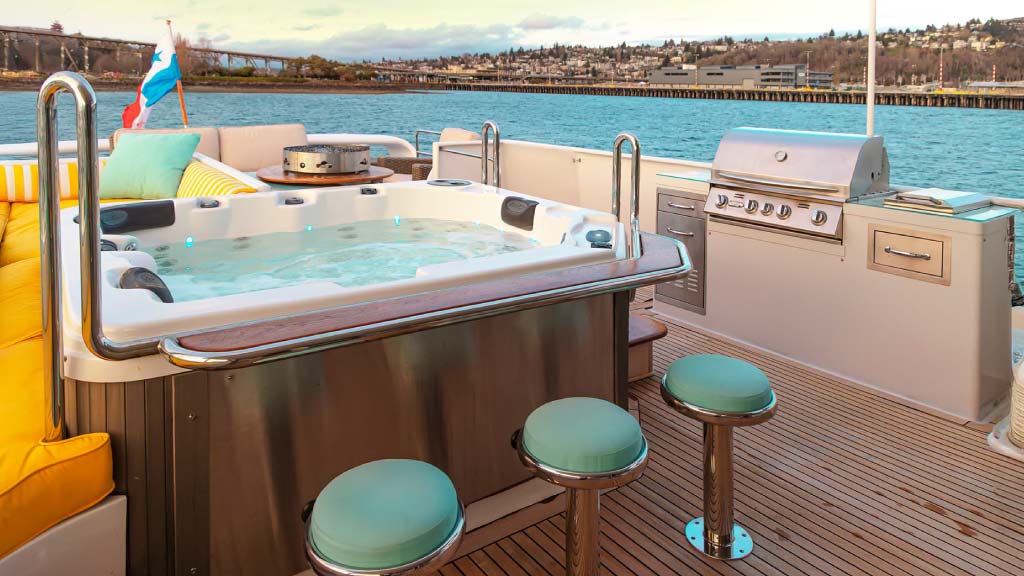 yate de crucero Galaxy Stella Jacuzzi en Galápagos