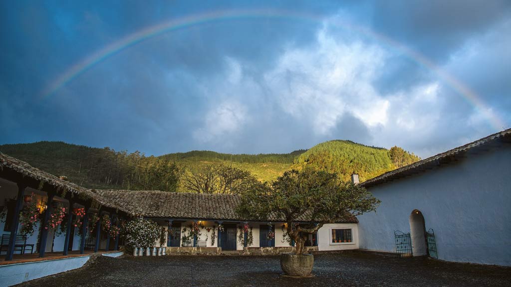 ecuador hacienda-zuleta-rainbow