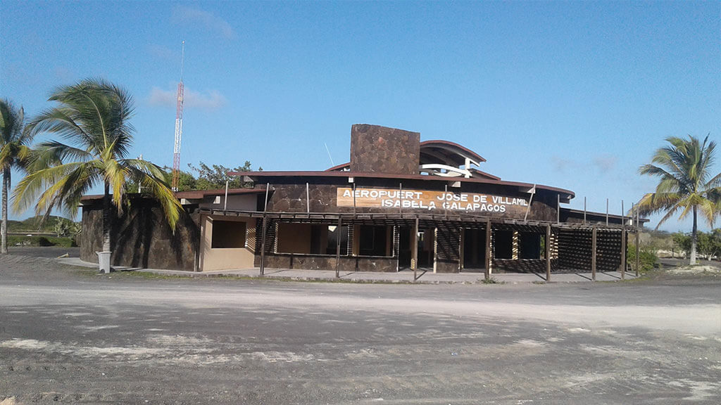 isabela-galapagos-airport-terminal