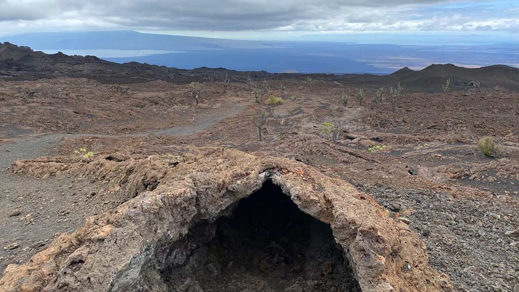 lava-tunnel-in-sierra-negra volcano