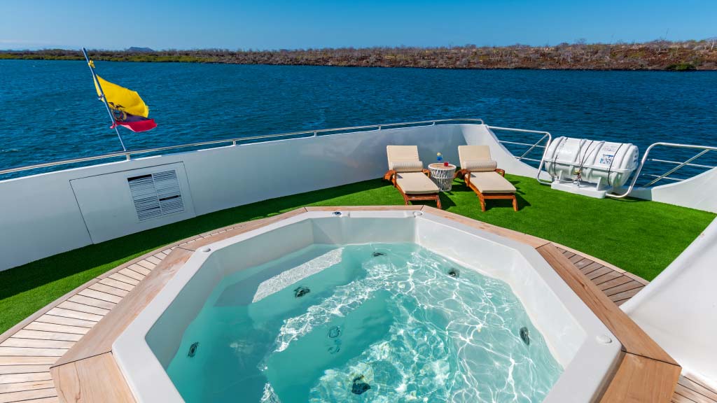 ocean-spray-sky-deck jacuzzi galapagos islands