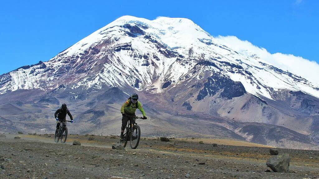 Mountainbiken auf dem Vulkan Ecuador