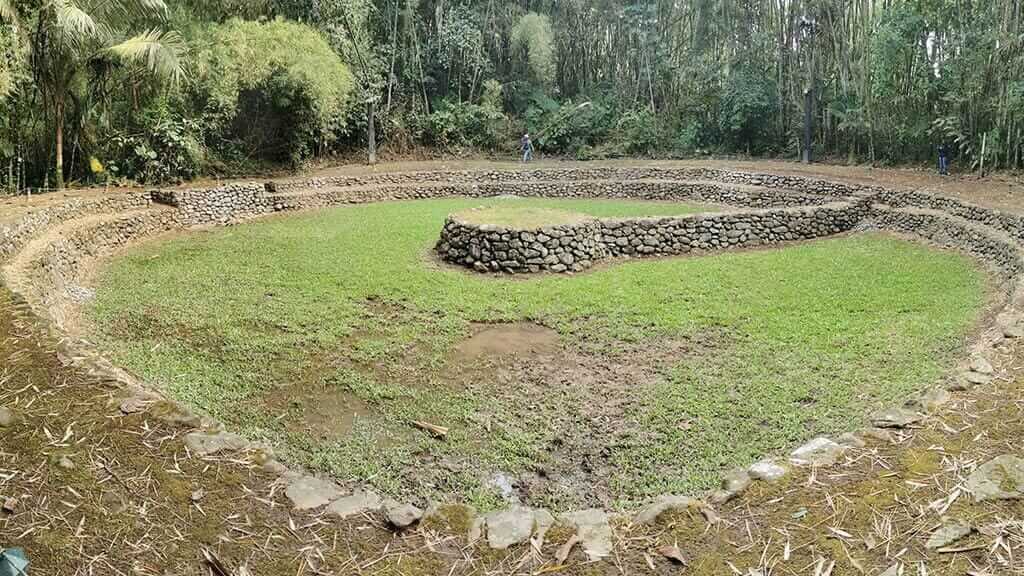 ecuador tulipe archaeological site